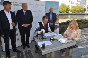 Read more about the article Społeczna Straż Rybacka dostała pieniądze na walkę z kłusownictwem. Kupi m.in. samochód, drona i fotopułapki