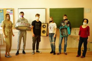 Read more about the article Finał konkursu „Daj przedmiotom drugie życie”. Wygrał projekt legowiska dla zwierząt z opony samochodowej