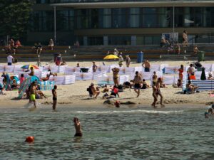 Read more about the article Błękitne Flagi przyznane. Te kąpieliska i mariny cechuje najwyższa jakość i bezpieczeństwo