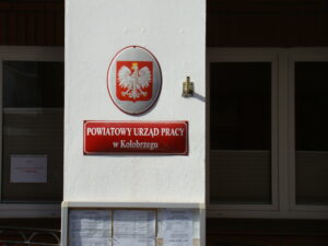 Read more about the article 30 mln zł wypłacił przedsiębiorcom z pow. kołobrzeskiego urząd pracy w ramach tarczy antykryzysowej