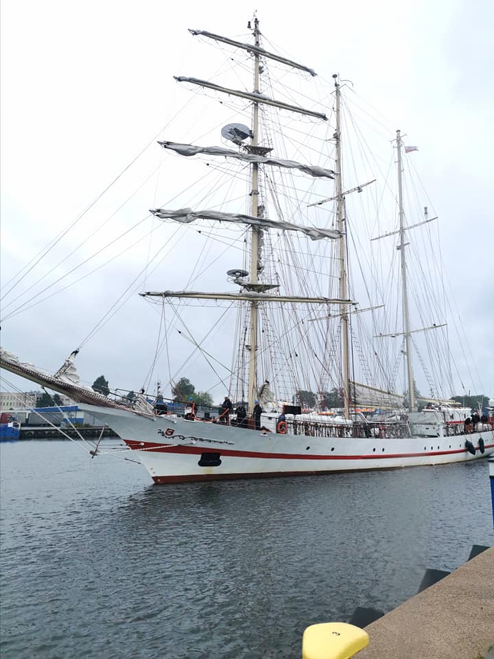 ORP Iskra zawinął do portu w Kołobrzegu