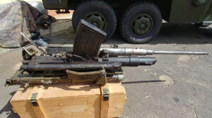 Read more about the article Zabytki wydobyte z dna toru wodnego Świnoujście-Szczecin w Kołobrzegu.