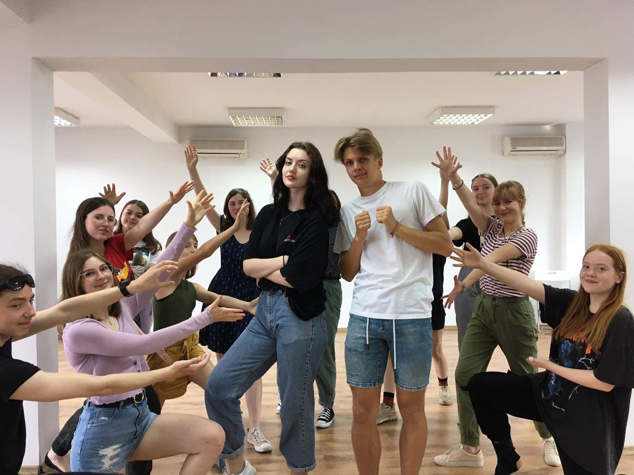 You are currently viewing Trwają próby do musicalu „Wrzuć na luz!”. Premiera już 12 września