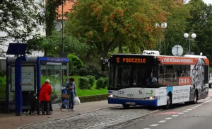 Read more about the article Od jutra w miejskich autobusach maksymalnie 30 pasażerów naraz (komunikat)