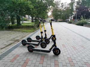 Read more about the article Hulajnogi zostaną w Kołobrzegu do listopada. A może dłużej