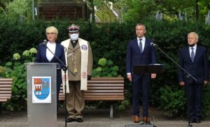 Read more about the article 81. rocznica wybuchu II Wojny Światowej i Dzień Weterana (ZDJĘCIA)