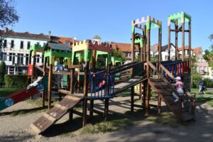 Read more about the article Przy ul. Dubois powstanie nowoczesny plac zabaw dla dzieci w różnym wieku
