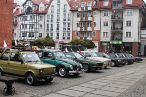 Read more about the article Święto Niepodległości. Te zabytkowe auta były świadkami niejednej historii…