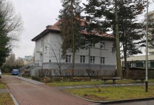 Read more about the article Miasto ma do wynajęcia cztery mieszkania w zamian za remont