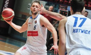 Read more about the article Energa Kotwica: Hala Aqua-Zdrój niezdobyta (relacja pomeczowa)