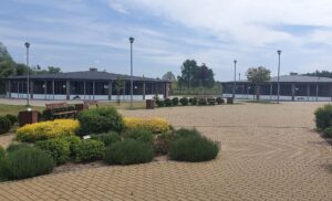 Read more about the article Radni pojadą do Dobrej  zobaczyć jak wygląda schronisko dla zwierząt. Co z naszym przytuliskiem?