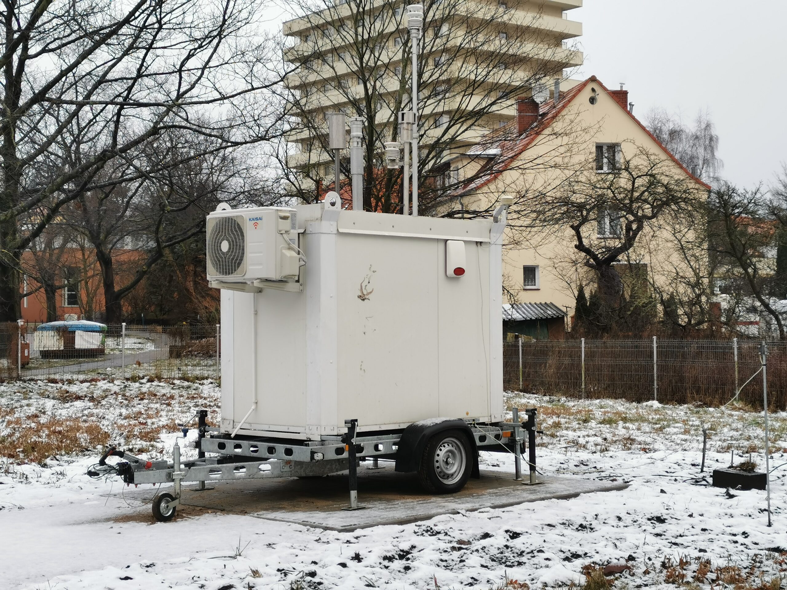 You are currently viewing W dzielnicy uzdrowiskowej stanęła stacja pomiaru jakości powietrza