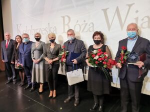 Read more about the article Róża Wiatrów dla  Stowarzyszenia „Pieśń Żołnierska’’