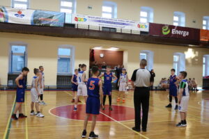 Read more about the article Energa Kotwica prowadzi nabór na zajęcia ogólnorozwojowe z elementami koszykówki chłopców i dziewcząt