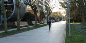 Read more about the article Cała Polska czerwoną strefą. Od soboty zamknięte zostają m.in. hotele, kina, galerie handlowe i obiekty sportowe