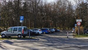Read more about the article Do wynajęcia jest parking przy ul. Zdrojowej. Cena wywoławcza dzierżawy to 25 tys. zł netto za trzy miesiące