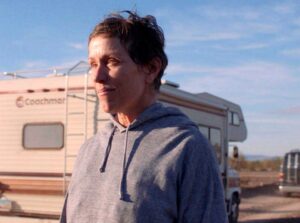 Read more about the article W piątek otwiera się kino. Na afiszu m.in. laureat tegorocznego Oskara (repertuar, zwiastun)