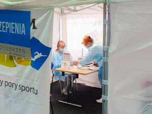 Read more about the article Wystartował kołobrzeski Punkt Szczepień Powszechnych. Dziś były tu jeszcze wolne miejsca