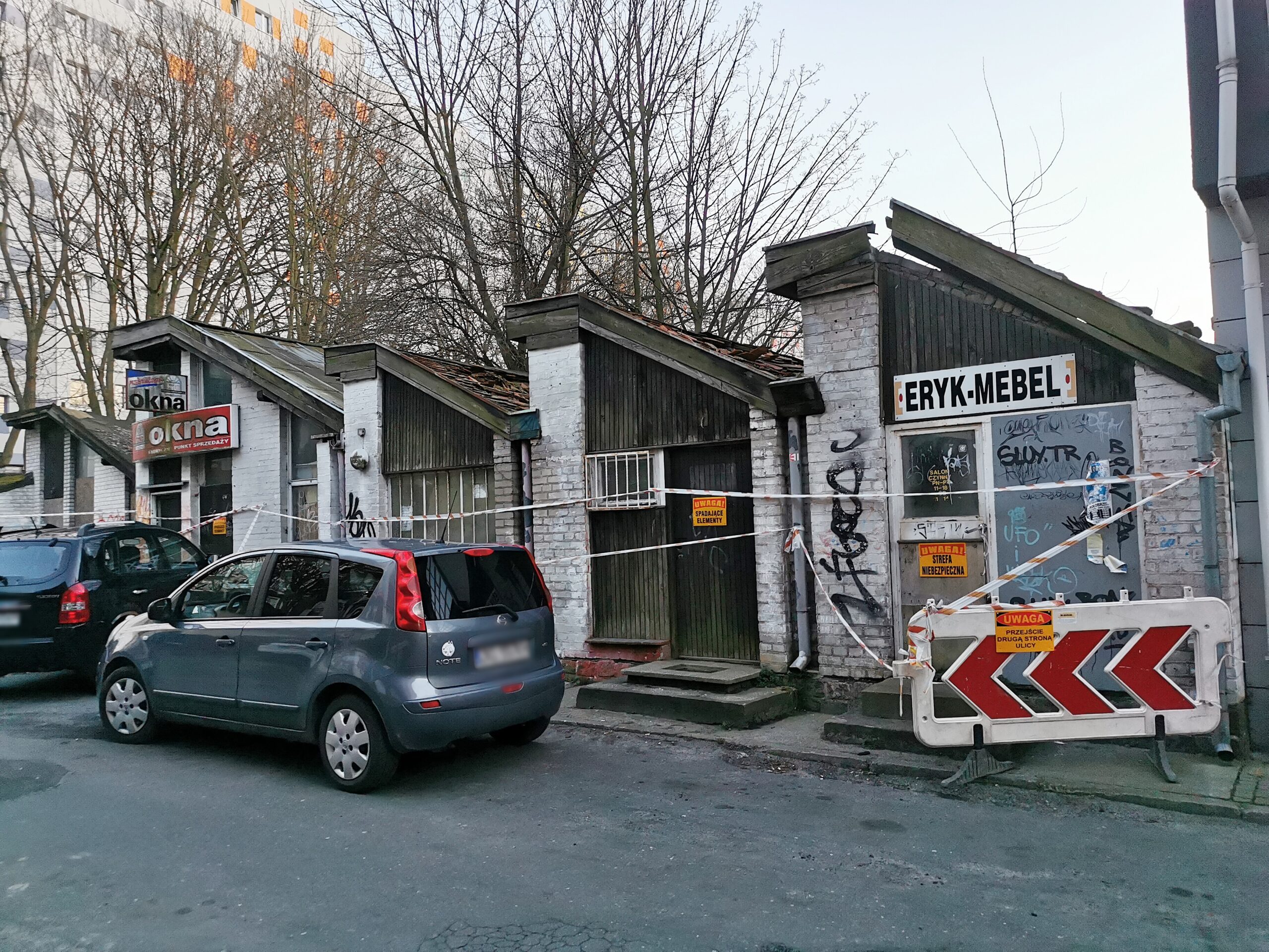 You are currently viewing Mieszkańcy skarżą się na ruiny przy ul. Wąskiej