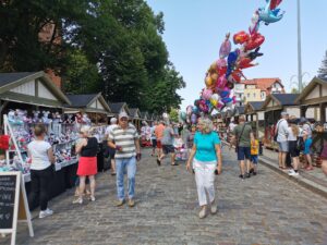 Read more about the article W  poniedziałek rusza Jarmark Solny. Koncerty i różne atrakcje przy okazji handlu rzemiosłem