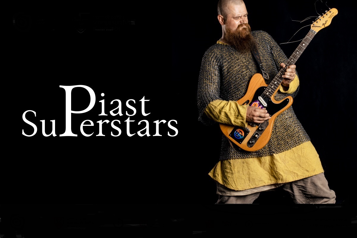 You are currently viewing Teledysk do utworu „Na Kołobrzeg”. W roli Bolesława Marek Piekarczyk (WIDEO)