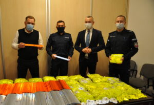 Read more about the article Darmowe odblaski. Bądź widoczny na drodze!