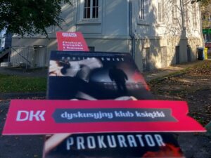 Read more about the article 10 listopada, biblioteka, spotkanie Dyskusyjnego Klubu Książki, godz. 17, wstęp wolny