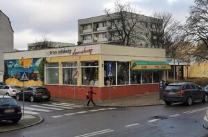 Read more about the article Ostatni funkcjonujący jeszcze sklep „pod dachami” tylko do końca roku. Wiemy, co może tu powstać