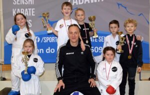 Read more about the article Worek medali dla najmłodszych zawodników klubu Morote