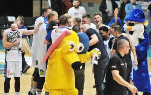 Read more about the article Dobra passa trwa – Sensation Kotwica zdobywa Kociewie (relacja pomeczowa)