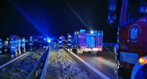 Read more about the article Karambol pięciu samochodów na S6