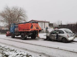 Read more about the article Mężczyzna, który doprowadził do kolizji z piaskarką, był pod wpływem alkoholu