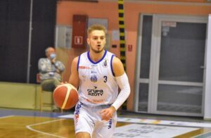 Read more about the article Karol Kutta – nowy zawodnik Sensation Kotwicy