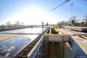 Read more about the article Dom Kultury w Dygowie rośnie w oczach. Inwestycja jest warta 8,5 mln zł