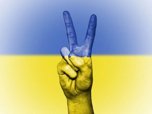 Read more about the article Jutro (26.02) wiec poparcia dla Ukrainy. Przyjdź na plac Ratuszowy i powiedz NIE wojnie!