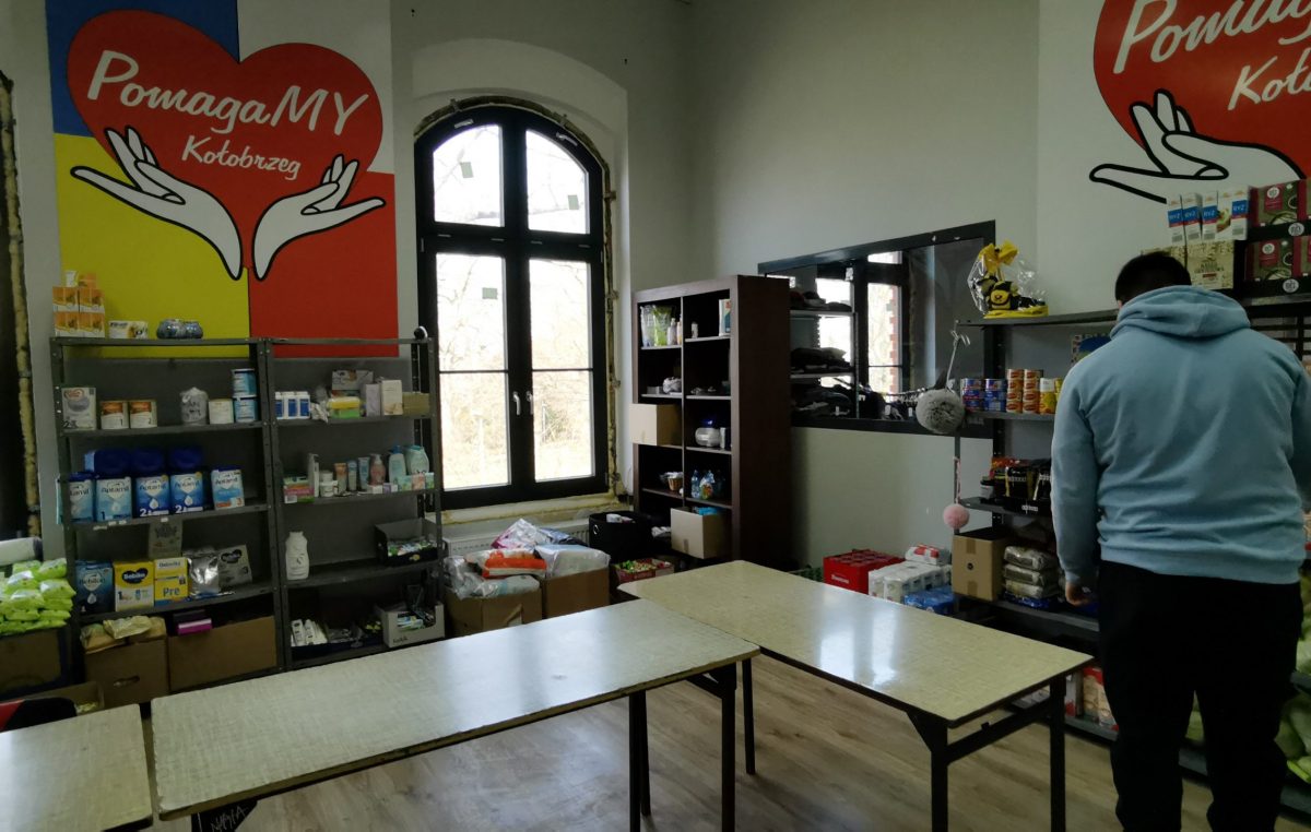 Nowa siedziba wolontariuszy grupy PomagaMY Kołobrzeg w budynku poczty (WIDEO)