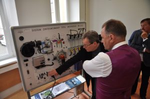 Read more about the article Szkoła przy Piastowskiej ma nową pracownię. Koszt jej wyposażenia to ponad 250 tys. zł