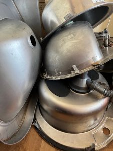 Read more about the article Kradł z miejskich toalet zlewy i baterie. Policja złapała złodzieja i pasera, który skupował trefny towar