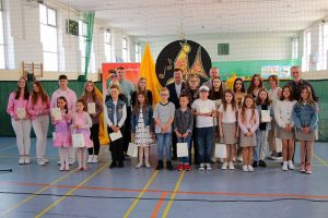 Read more about the article Konkurs piosenki „O bursztynową nutkę…” (laureaci)