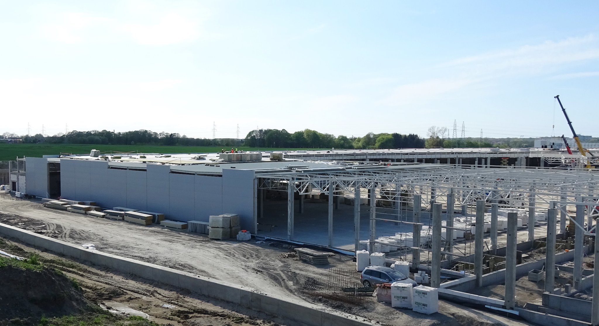 You are currently viewing Byliśmy z aparatem fotograficznym na placu budowy galerii handlowej „Karuzela” w Budzistowie (ZDJĘCIA)