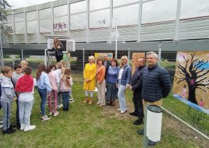 Read more about the article Przy „Jedynce” powstał ogródek meteorologiczny. Szkoła nawiązała współpracę z Instytutem Meteorologii i Gospodarki Wodnej w Gdyni