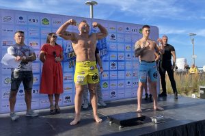 Read more about the article Jutro walki, dziś ceremonia ważenia zawodników przy kołobrzeskim molo