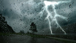 Read more about the article Uwaga na burze! Synoptycy wydali alert pierwszego stopnia