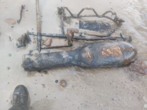 Read more about the article To saperzy usunęli dziś z plaży w Grzybowie. Kąpielisko było zamknięte