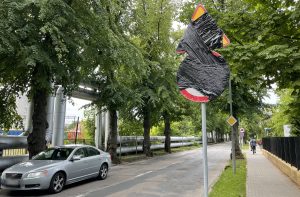 Read more about the article Jest wniosek o wycinkę 97 drzew przy ul. Zdrojowej. Powód? Kolidują z inwestycją
