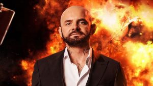 Read more about the article Dziś kino Wybrzeże zaczyna grać „Niewidzialną wojnę”,  autobiograficzny film Patryka Vegi (zwiastun)