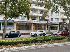 Read more about the article Wiemy, co powstanie w miejscu księgarni. Lokal długo stał pusty, w końcu znalazł się chętny