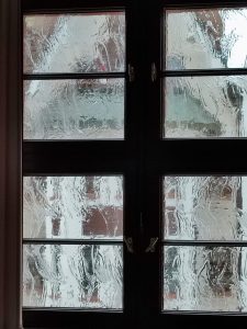 Read more about the article Ratusz jak akwarium? Ktoś chyba przesadził z szybami typu „Alt Deutsch”