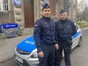 Read more about the article Policjanci wyciągnęli mężczyznę z Kanału Drzewnego