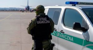Read more about the article 43-letni kołobrzeżanin na lotnisku groził, że ma bombę. Nie poleciał do Sztokholmu